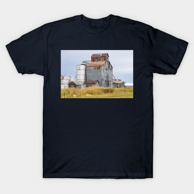 Old mill. T-Shirt by sma1050